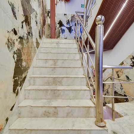 Hotel O Double Rr New Delhi Bagian luar foto