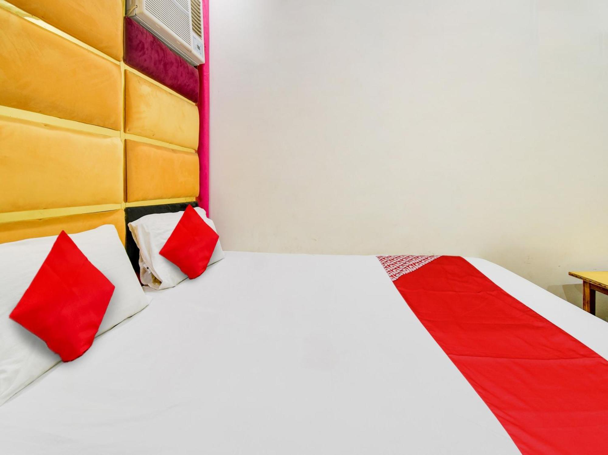 Hotel O Double Rr New Delhi Bagian luar foto